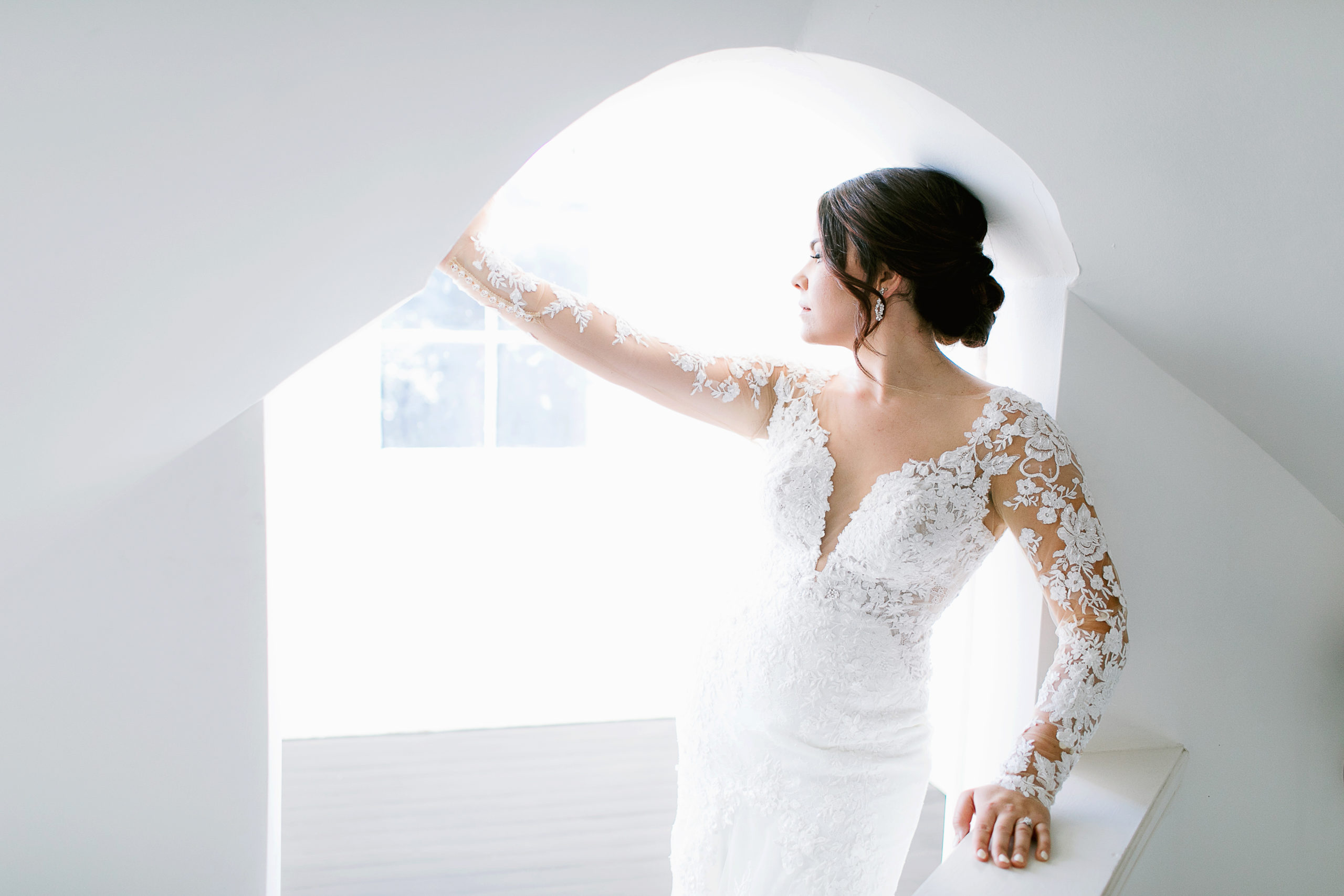 bride wears lace martina liana wedding gown